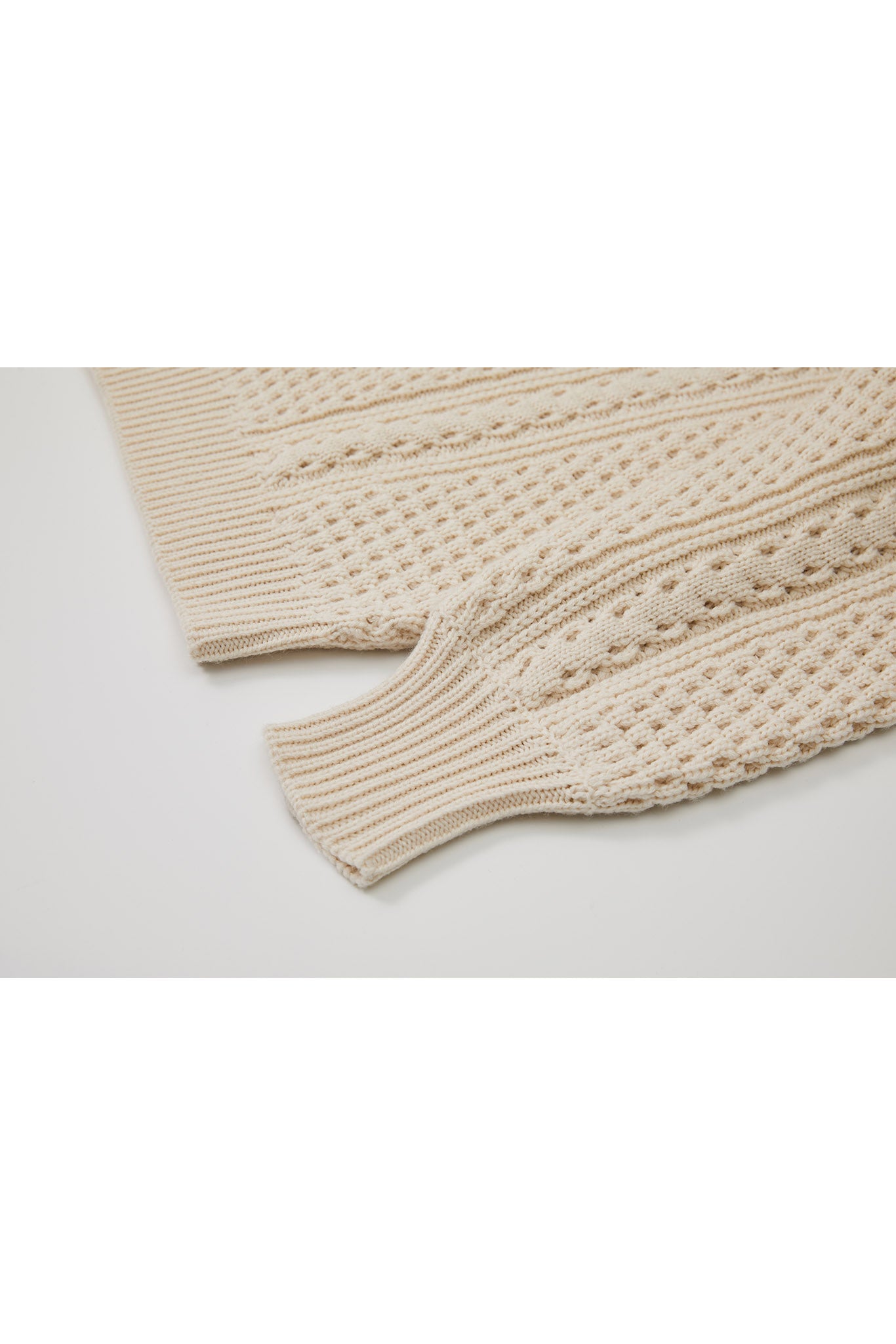 [tageechita] Crew neck design knit tops