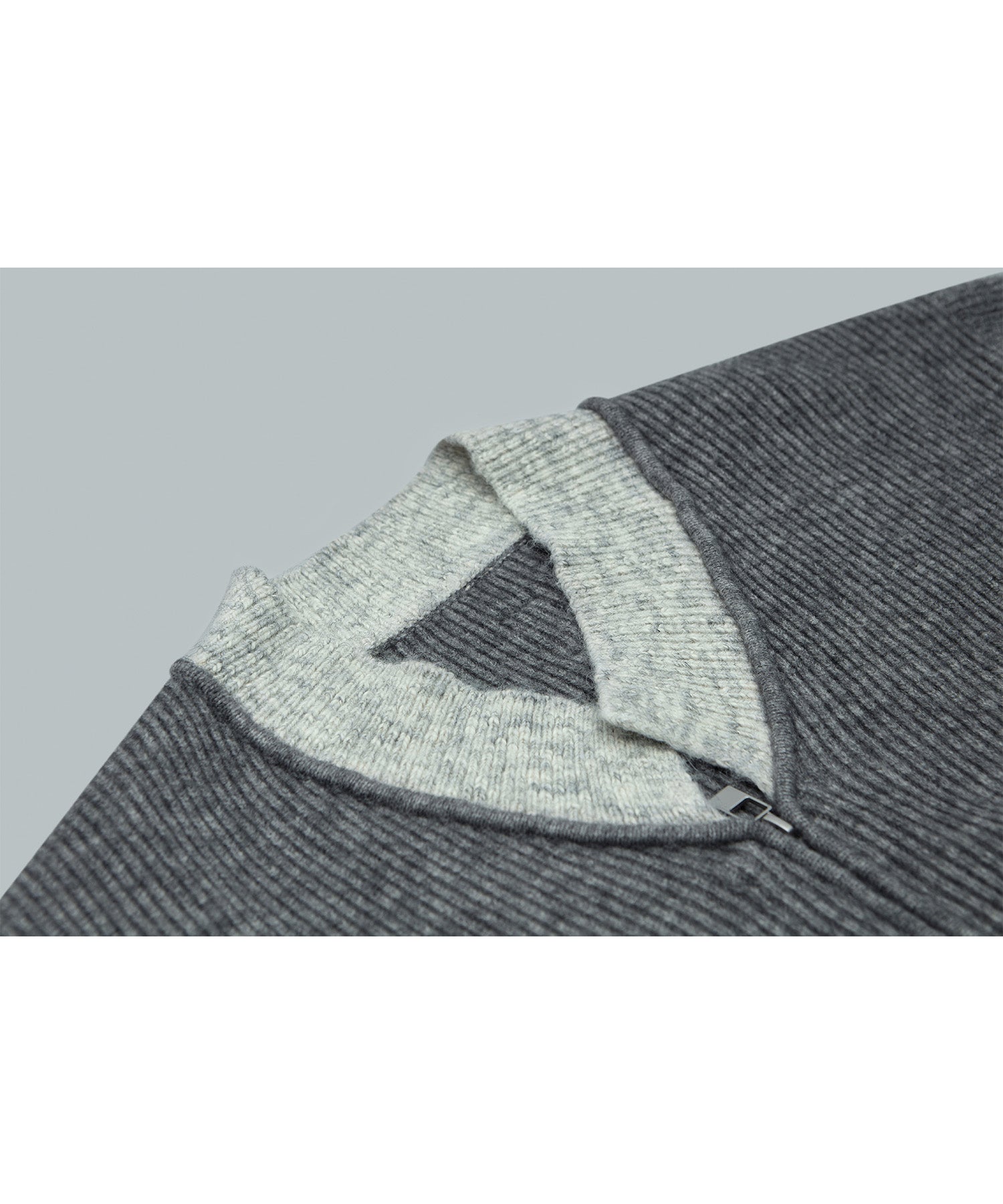 Bicolor V-neck rib knit zip-up cardigan 