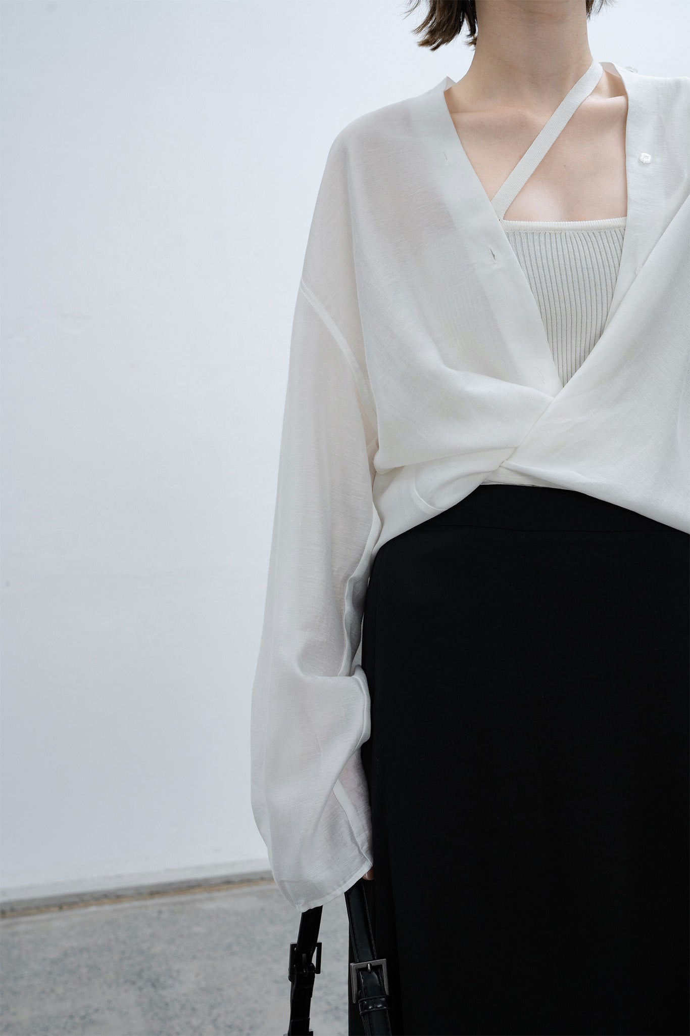 Linen blend volume sleeve collarless sheer shirt 