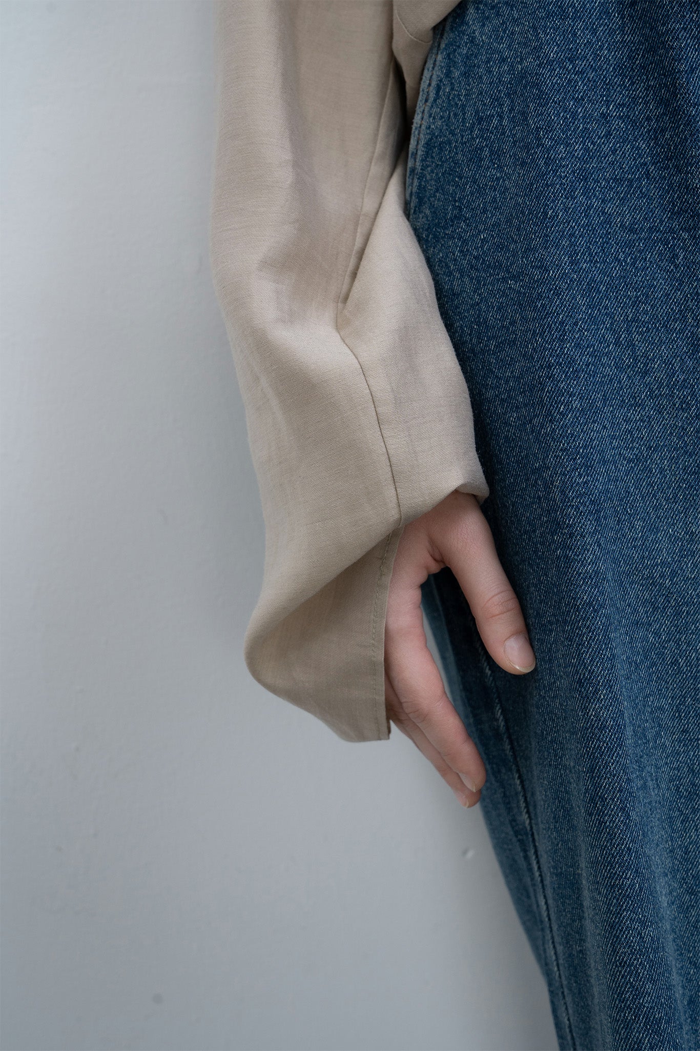 Linen blend volume sleeve collarless sheer shirt 